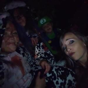 Meet your Posher, Rayven